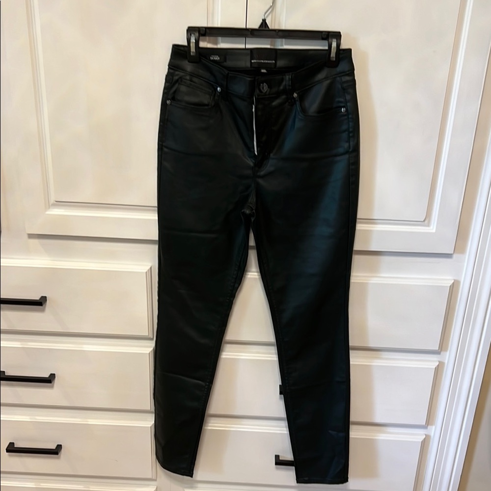 New with Tags White House Black Market SpruceCoated Skinny Jeans